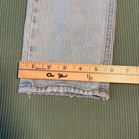 Abercrombie Fitch The Mom High Rise Light Wash Distressed Jeans Women Size 24 - Picture 8 of 10